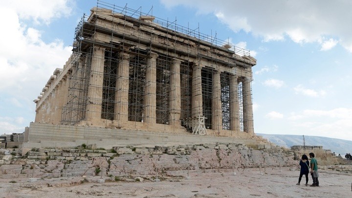 ΥΠΠΟΑ: Ολοκληρώθηκαν οι εργασίες για την κεραυνική προστασία στον αρχαιολογικό χώρο της Ακρόπολης - Media