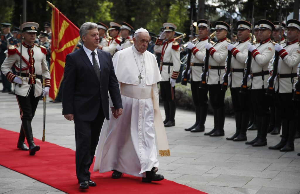 Ολοκληρώθηκε η επίσκεψη του Πάπα στη Βόρεια Μακεδονία - Media