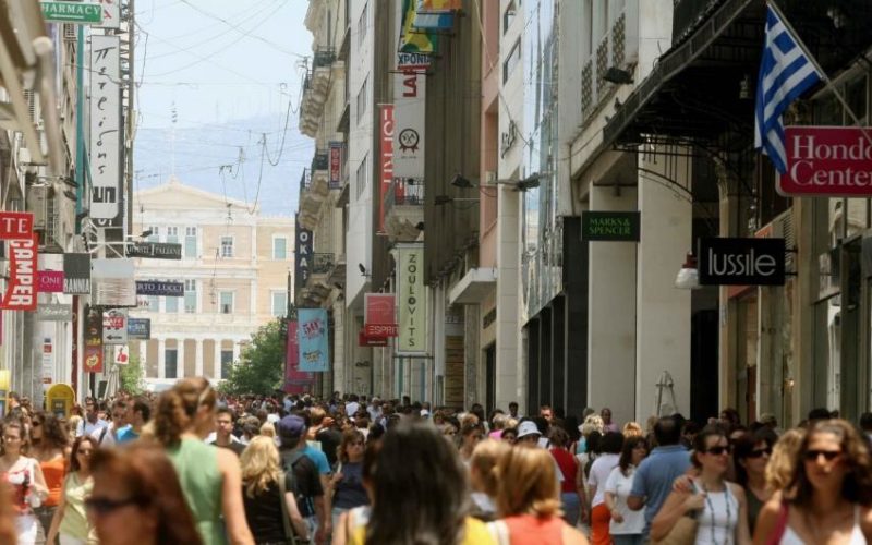 Έμποροι Αθήνας: Πτώση του τζίρου στις θερινές εκπτώσεις - Λιγότερα καταστήματα ανοίγουν τις Κυριακές - Media