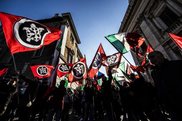 Σάλος στην Ιταλία από τη συμμετοχή ανοιχτά φασιστικού εκδοτικού οίκου σε κορυφαία έκθεση βιβλίου - Media