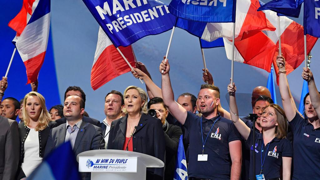 «Καλπάζει» η ακροδεξιά στη Γαλλία τρεις εβδομάδες πριν τις ευρωεκλογές - Media