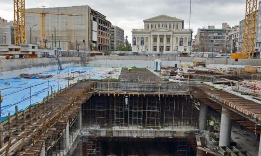 «Φρέναρε» το μετρό στον Πειραιά - Για το 2020 μεταχρονολογείται η παράδοση των σταθμών - Media