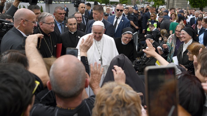 Κάλεσμα Πάπα στην Ευρώπη να αντιμετωπίσει την ανισότητα - Media
