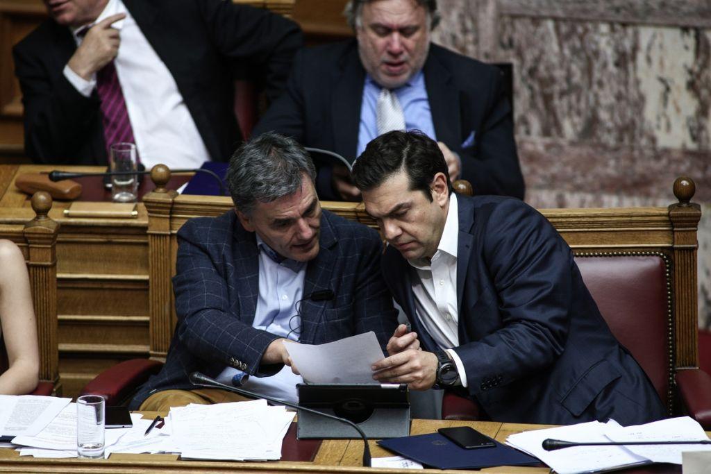 Σε εξέλιξη η συνάντηση Τσίπρα – Τσακαλώτου στο Μαξίμου - «Κλειδώνει» η τελική ρύθμιση του σχεδίου των 120 δόσεων - Media