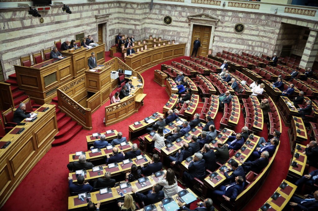 Βουλή: Η συζήτηση για την ψήφο εμπιστοσύνης (Live) - Media