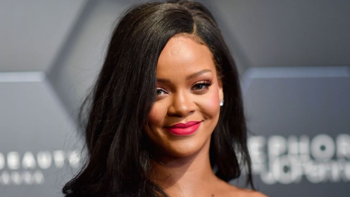 Rihanna: Απογοήτευσε με την απουσία της από το Met Gala 2019 - Media