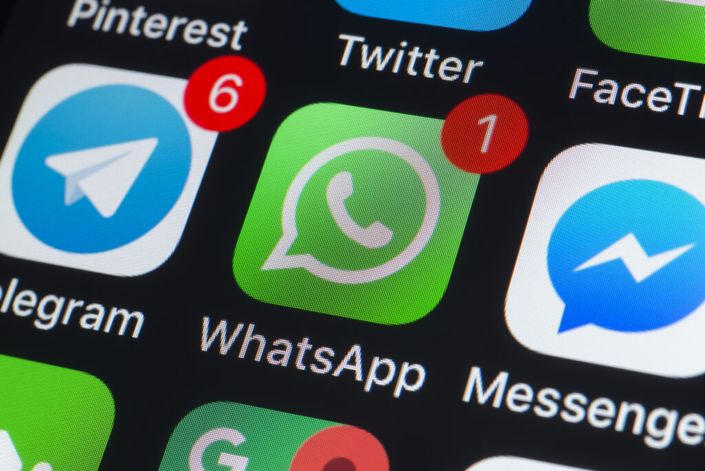 Εγκαταλείπεται μαζικά το WhatsApp - Οι εφαρμογές που ευνοούνται - Media