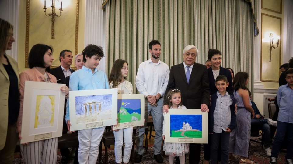 Ο Πρ. Παυλόπουλος δέχθηκε στο Προεδρικό Μέγαρο παιδιά από την Παιδική Πινακοθήκη Ελλάδας - Media