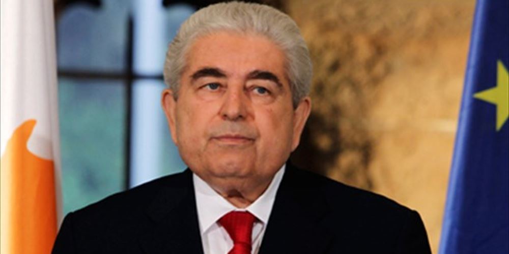 Με τιμές εν ενεργεία Προέδρου η κηδεία του Δημήτρη Χριστόφια  - Media