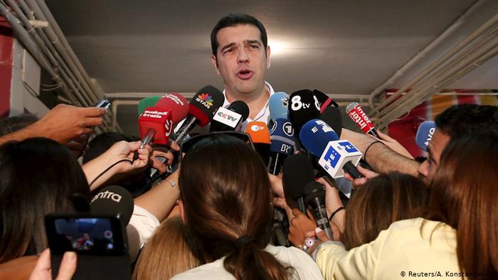 Frankfurter Rundschau: Ο Τσίπρας προσπαθεί να περιορίσει το μέγεθος της ήττας του - Media