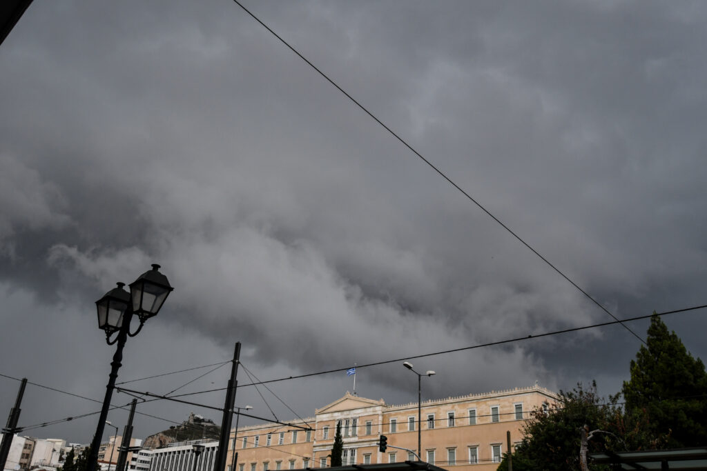 Αλέρτ από το meteo.gr: Συνεχίζεται η κακοκαιρία και την Τετάρτη - Media