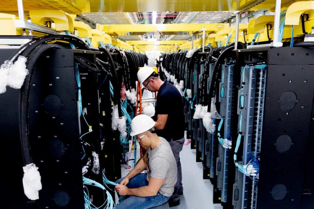 Δύο αμερικανικά «τέρατα» στην κορυφή του κόσμου – Αυτοί είναι οι μεγαλύτεροι υπερυπολογιστές (Photos) - Media
