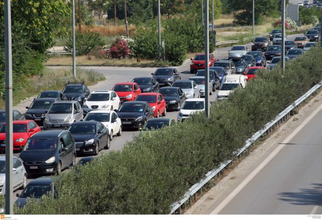 Απίστευτο μποτιλιάρισμα στον Βόλο: Ουρές 15 χιλιομέτρων στην έξοδο προς Πήλιο - Media
