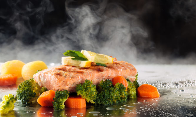 Καύσωνας: Τι να τρώτε για να αντέξετε τη ζέστη - Media