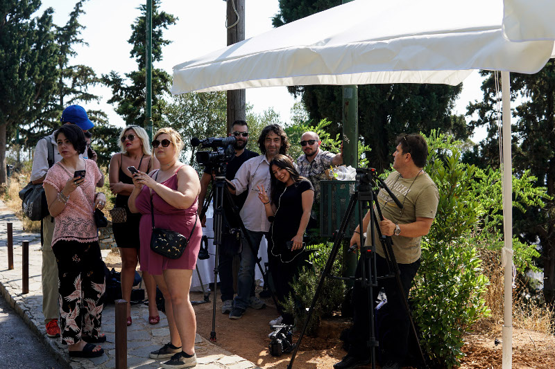 Αυτή είναι η μπομπονιέρα του γάμου Κικίλια - Μπαλατσινού - Οι πρώτες φωτογραφίες από την εκκλησία - Media