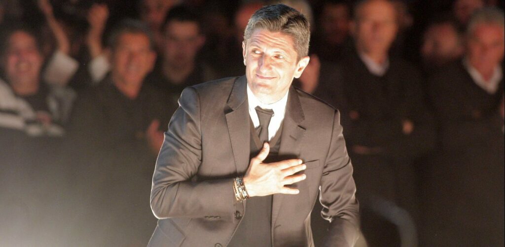 Για ποια χώρα άφησε ο Λουτσέσκου τον ΠΑΟΚ στα κρύα του λουτρού - Του έστρωσαν χαλί από χρυσάφι  - Media