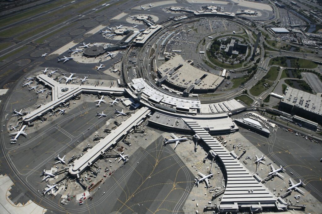 Συναγερμός στο Νιου Τζέρσι: Έκλεισε το αεροδρόμιο Νιούαρκ - Media
