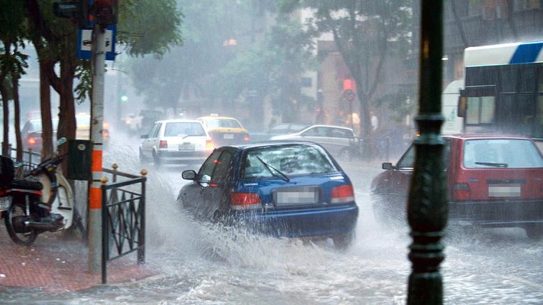 Προβλήματα στην Αττική από την έντονη κακοκαιρία - Η Πυροσβεστική δέχτηκε 80 κλήσεις (Videos) - Media