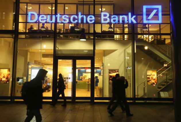 «Βυθίζεται» η μετοχή της Deutsche Bank - Media