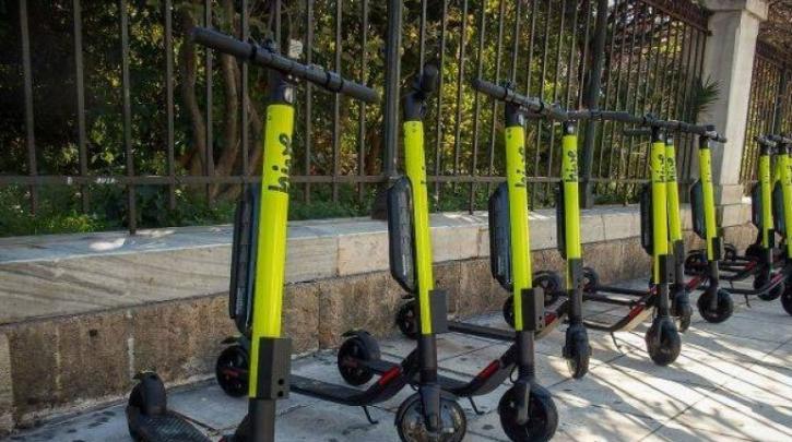 Πατίνια με.. όρια ταχύτητας και μόνο με κράνος - Τι προβλέπουν οι ρυθμίσεις του υπουργείου Μεταφορών  - Media