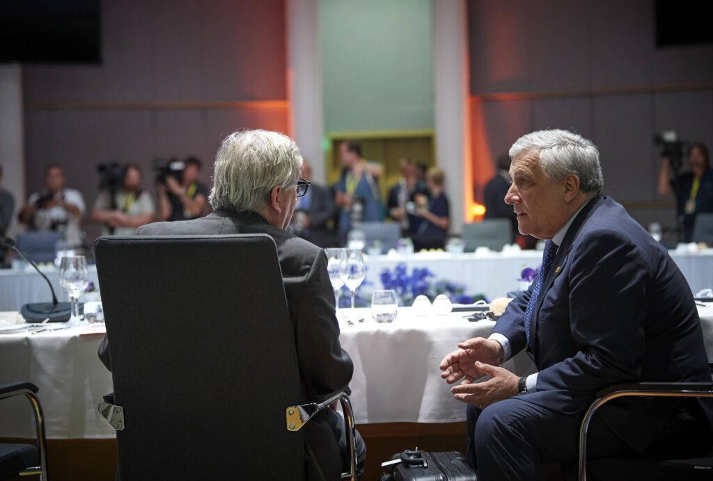 Διεκόπη για αύριο η Σύνοδος Κορυφής - Στον «αέρα» η συνέντευξη Τσίπρα στον ΣΚΑΪ - Media