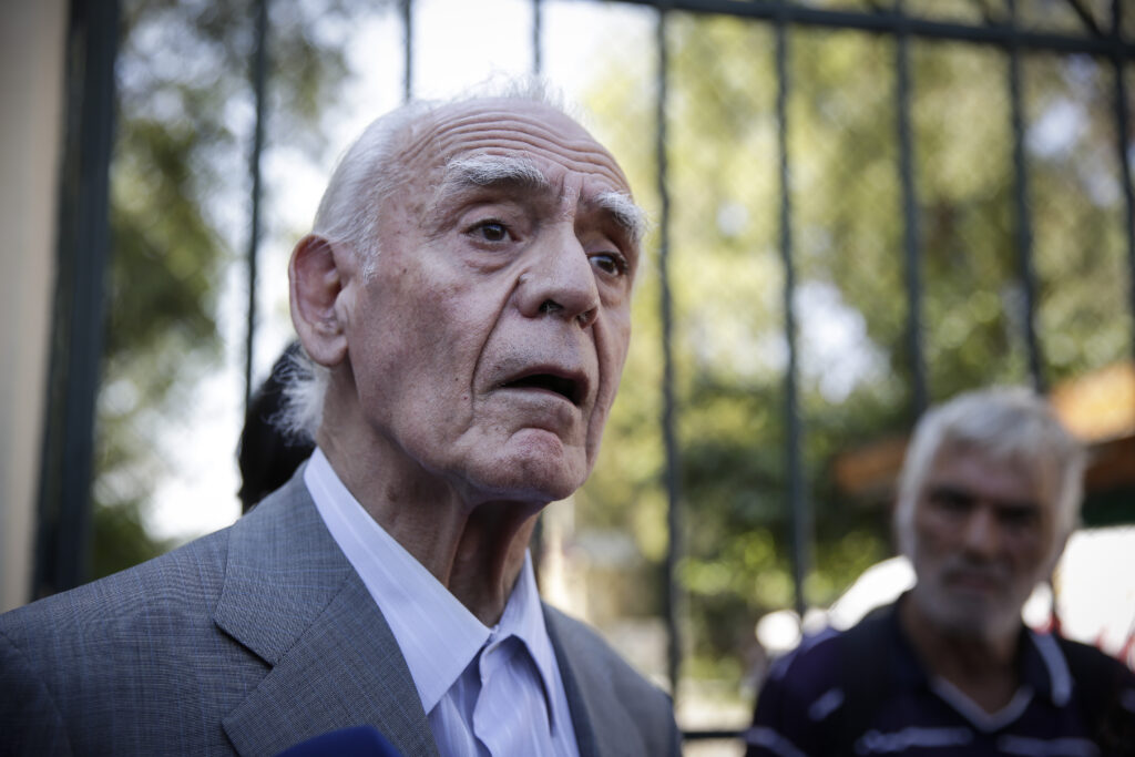 Στη φυλακή επιστρέφει ο Άκης Τσοχατζόπουλος - Media