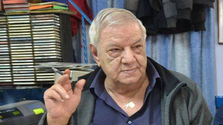 Πέθανε ο τραγουδιστής Νίκος Δεμίρης - Media