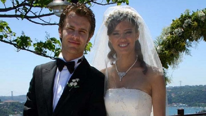 Δείτε πώς είναι σήμερα οι πρωταγωνιστές της σειράς «Τα σύνορα της Αγάπης» (Photos) - Media