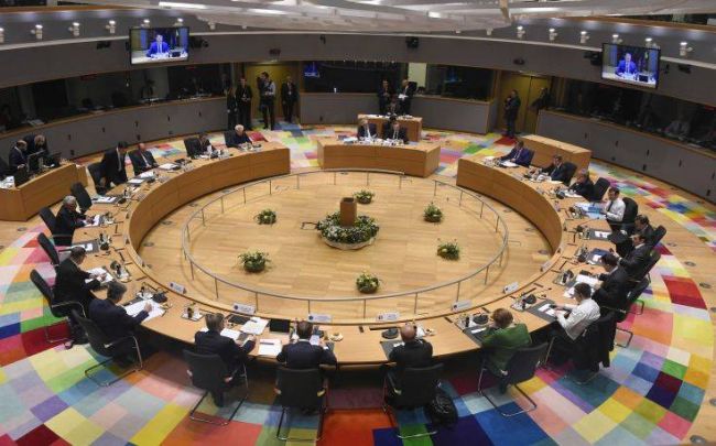 Πρώτο θέμα στο σημερινό Eurogroup η ελληνική οικονομία  - Media