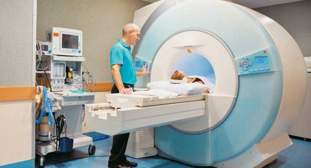 ΕΟΠΥΥ: Ακριβότερες μαγνητικές, αξονικές και μαστογραφίες - Media