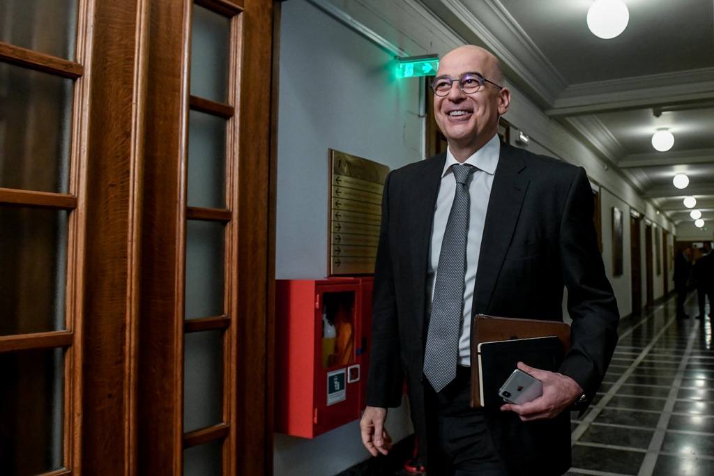 Στη Σόφια ο Δένδιας για συναντήσεις με Ράντεφ και Μπορίσοφ - Media