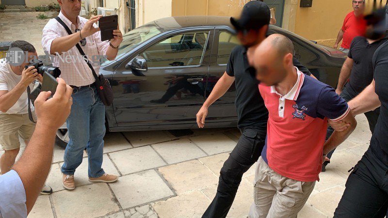 «Χτυπούσα με το αυτοκίνητο όσες γυναίκες μου άρεσαν» - Σοκάρουν οι νέες αποκαλύψεις για τον φονιά της Σούζαν Ίτον - Media