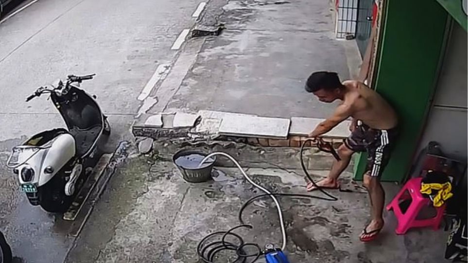 Ποπ είδωλο που έπαθε ηλεκτροπληξία και εγκαύματα σε όλο του το κορμί τα παράτησε όλα και εμψυχώνει άλλα θύματα εγκαυμάτων - Media