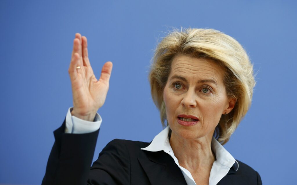 Παραιτείται η Ούρσουλα φον ντερ Λάιεν από το υπουργείο Άμυνας - Media