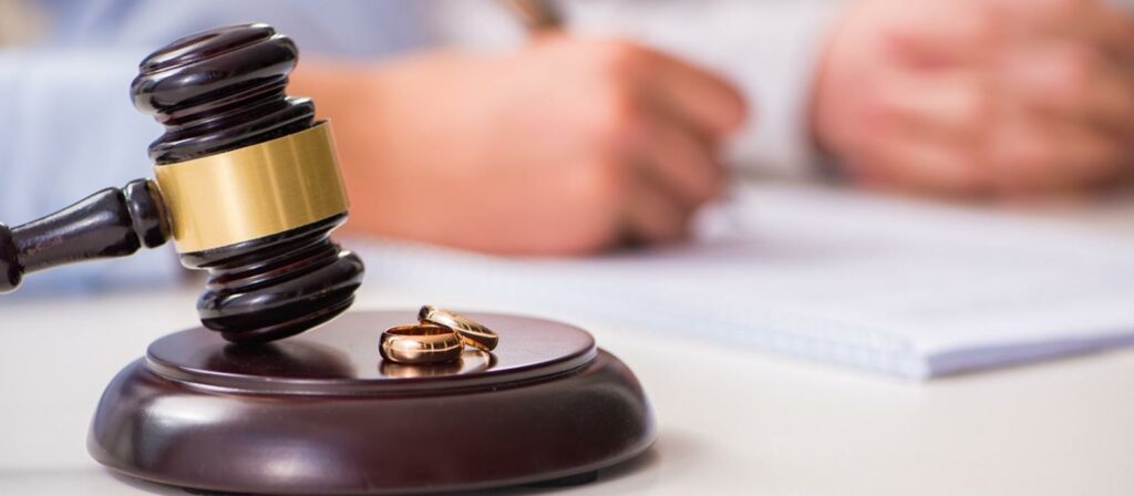 Διαζύγια: Οι πιο παράξενοι λόγοι που χωρίζουν τα ζευγάρια - Τι αποκαλύπτουν οι δικηγόροι  - Media
