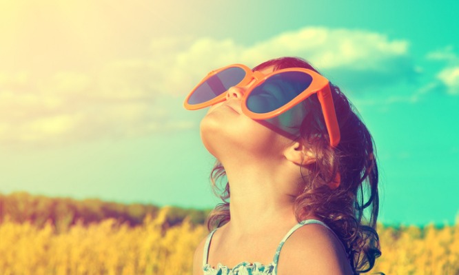 Έκθεση παιδιών στον ήλιο: Κανόνες ασφαλείας ανά ηλικία - Media