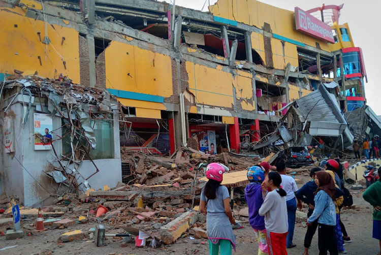 Συναγερμός στην Ινδονησία: Σεισμός 7,1 Ρίχτερ και προειδοποίηση για τσουνάμι - Media