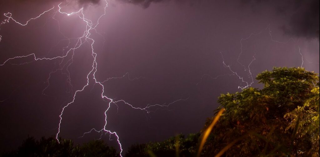 Έρχεται ο Αντίνοος και δεν αστειεύεται – Καταιγίδες και χαλάζι μέχρι την Τετάρτη (Video/Χάρτες) - Media