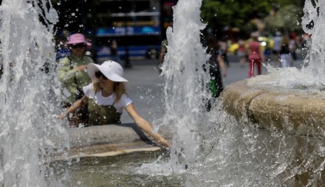 Ζέστη, μποφόρ και τοπικές βροχές την Τετάρτη - Media