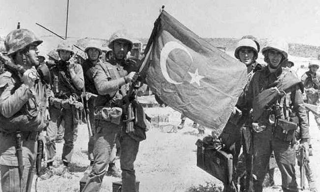 Μήνυμα ΣΥΡΙΖΑ με αφορμή τα 45 χρόνια από την τουρκική εισβολή στην Κύπρο  - Media