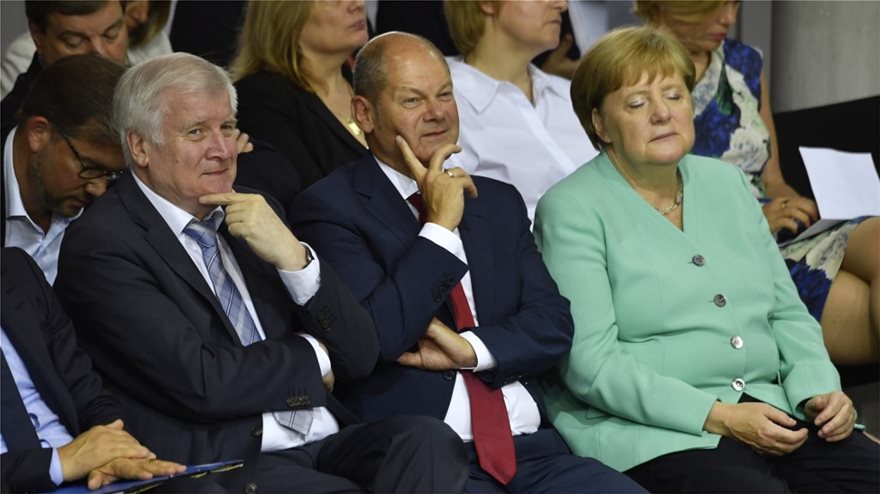 Θρίλερ με την υγεία της Μέρκελ: Η καγκελάριος δεν μπορούσε να κρατήσει ανοιχτά τα μάτια της (Photo) - Media