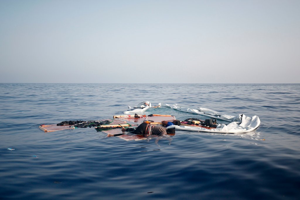Θρήνος στη Μεσόγειο: Περισυλλέχθηκαν 62 σοροί μεταναστών, αναζητούνται δεκάδες - Media