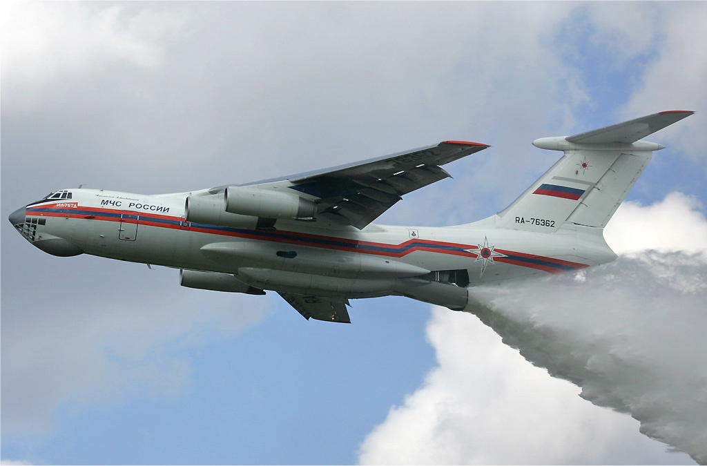 Η Ρωσία ρίχνει στη «μάχη της Σιβηρίας» το «θηρίο» Ιλιούσιν il-76 - Μαίνονται οι πυρκαγιές (Videos) - Media