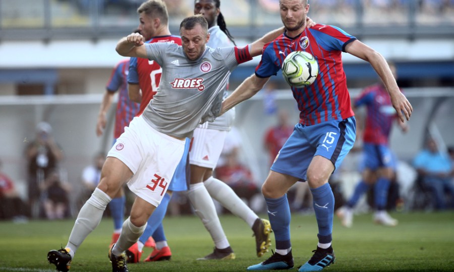 Όλα ανοιχτά στο Πλζεν - Η ατυχία του Ολυμπιακού και η τύχη με το δοκάρι (α