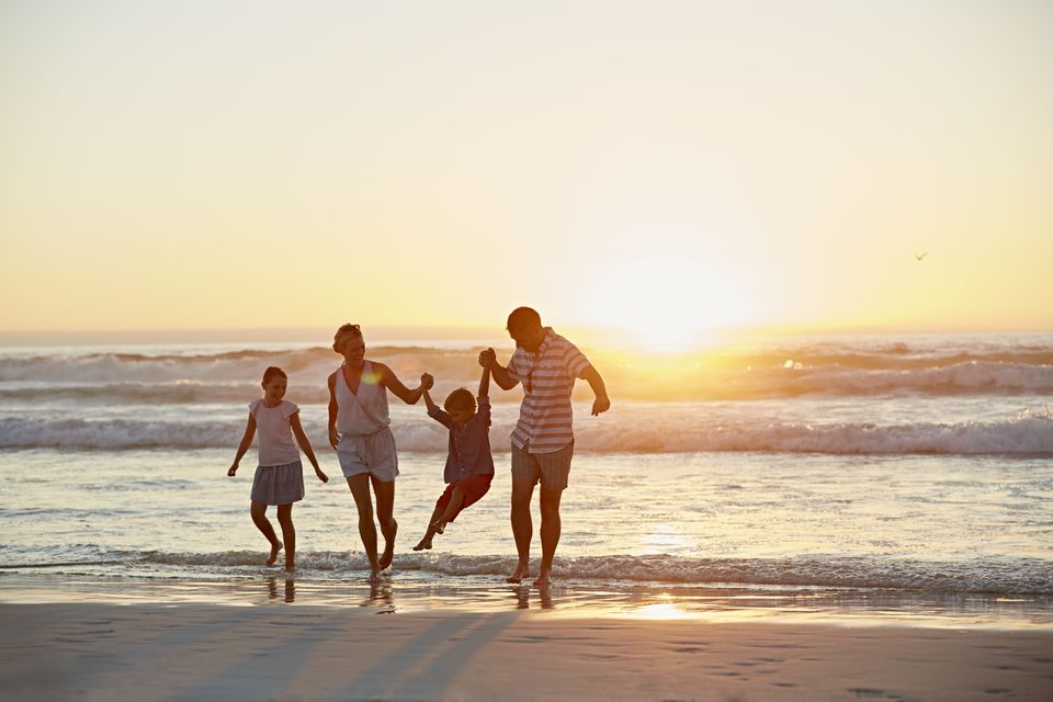 Διακοπές με παιδιά: Όλα όσα πρέπει να προσέξετε στην παραλία - Media