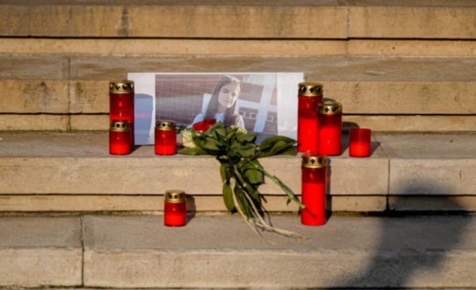 Ρουμανία: Οργή για τη δολοφονία 15χρονης - Κάλεσε τρεις φορές στο 112 για βοήθεια - Εισέβαλαν στο σπίτι του απαγωγέα 19 ώρες μετά - Media