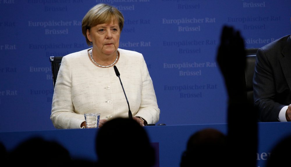 Στριμωγμένη η Μέρκελ - Μεταξύ στήριξης της Ούρσουλα και του κυβερνητικού συνασπισμού της - Media