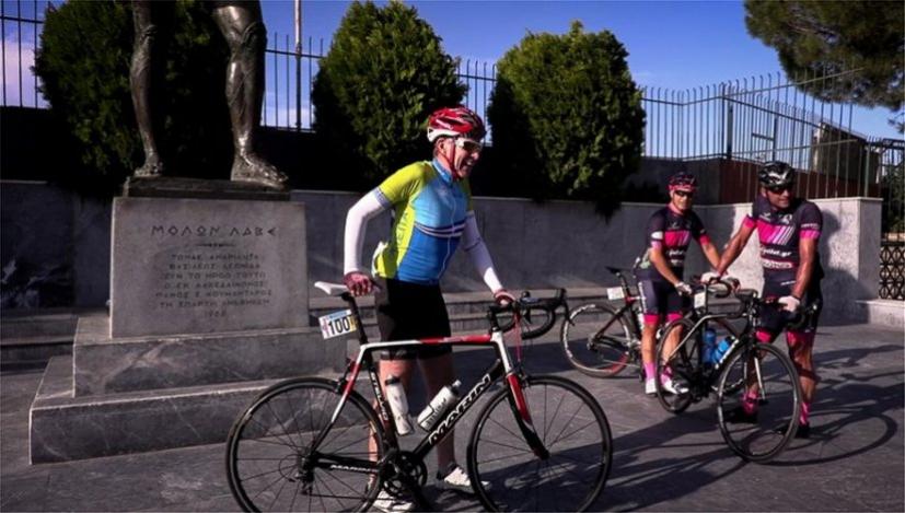Σοβαρό ατύχημα για τον Τζέφρι Πάιατ - Έπεσε με το ποδήλατο - Media