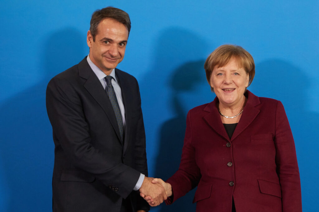 «Εγκάρδια συγχαρητήρια» Μέρκελ σε Μητσοτάκη - Πρόσκληση στο Βερολίνο - Media