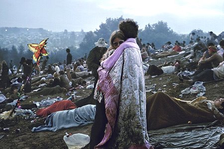 To ζευγάρι στη διάσημη φωτό του Woodstock παραμένει μαζί 50 χρόνια μετά (Photo) - Media